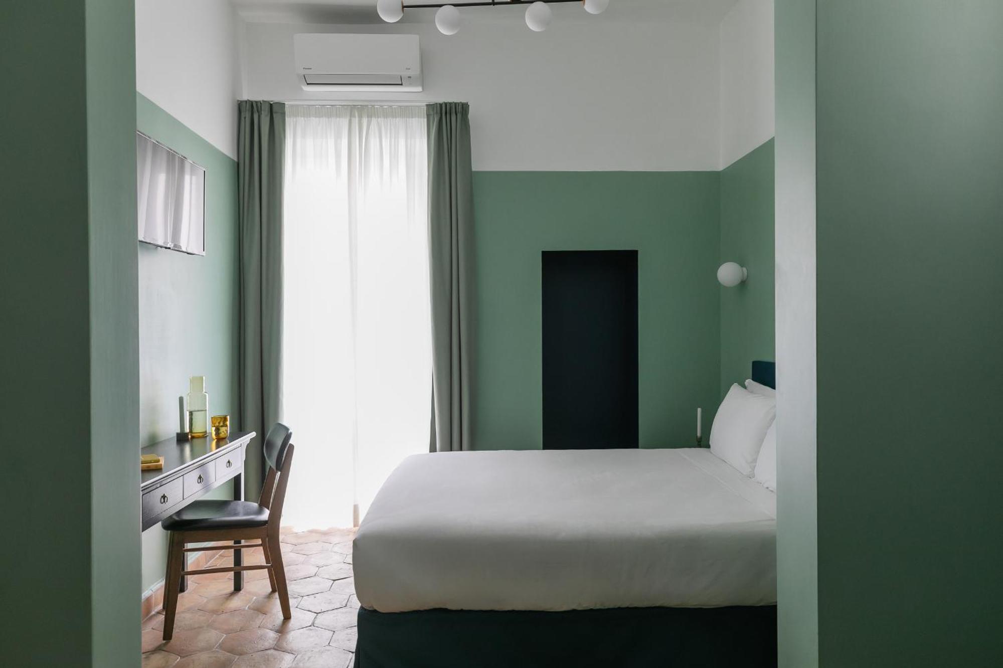 ローマ ナヴォナ ゴヴェモ ヴェチオ Bed & Breakfast エクステリア 写真